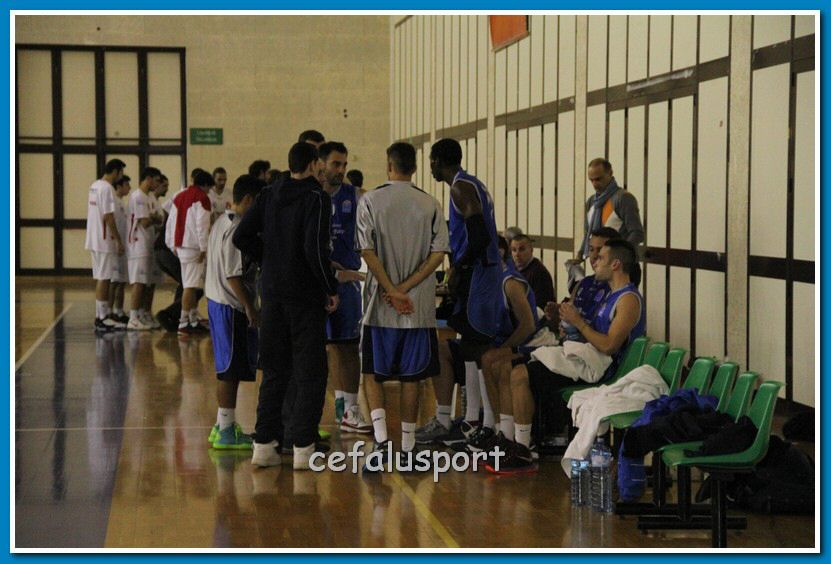 121223 Aquila 251_tn.jpg